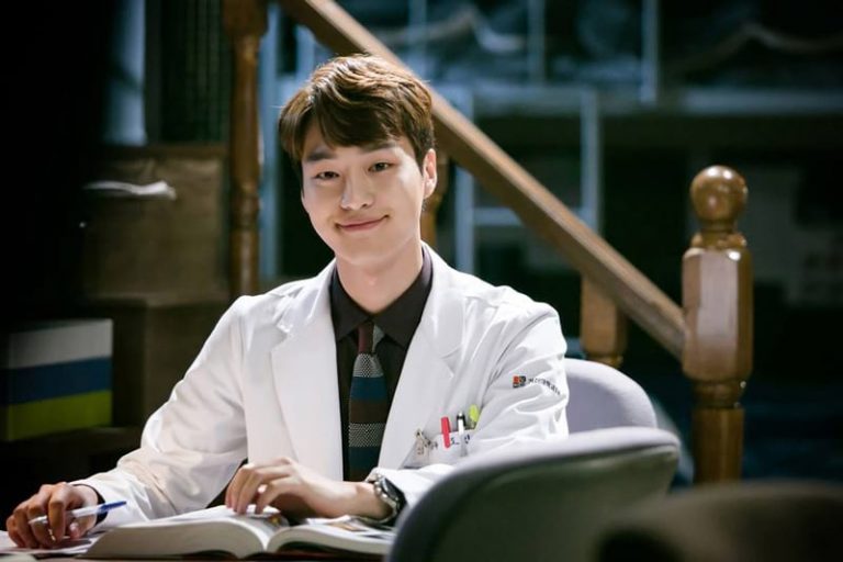 Do In Beom dans Doctor Romantic 2