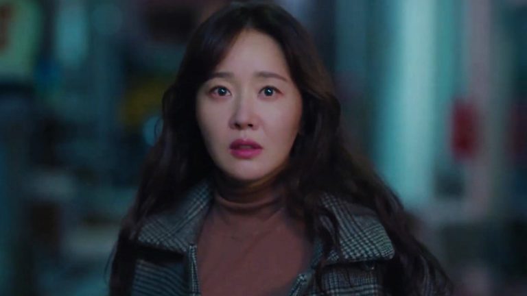 Uhm Ji Won dans la série The Cursed (tvN)