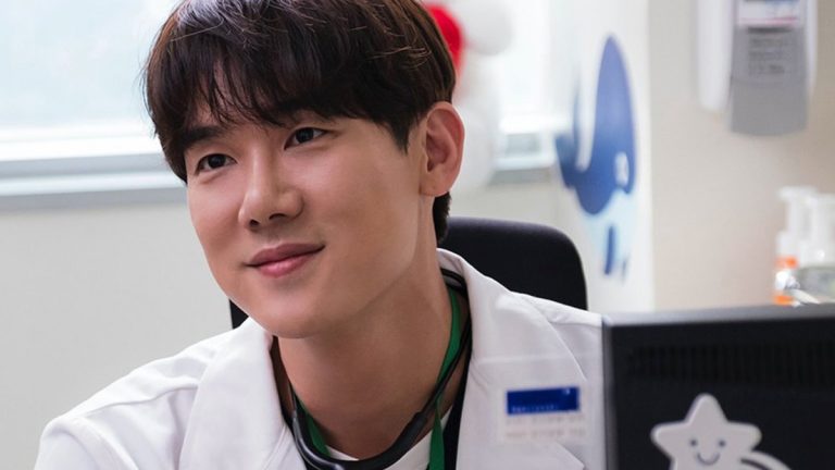 Yoo Yeon Seok dans Hospital Playlist