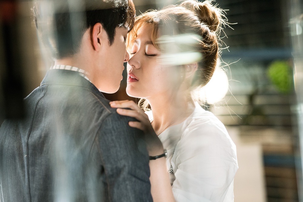 Nam Ji-Hyun avec Ji Chang-Wook : scène de baiser dans Suspicious Partner