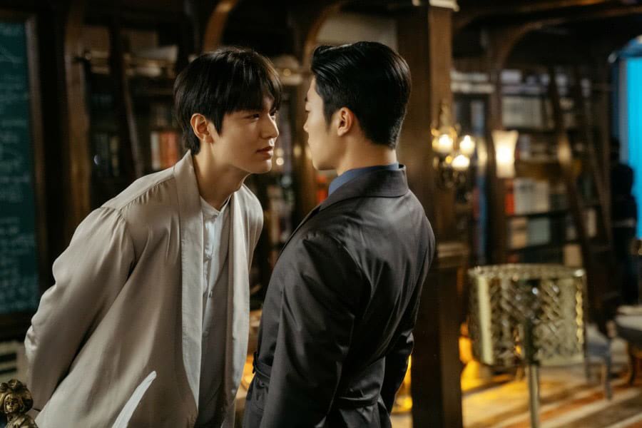 Lee Min Ho et Woo Do Hwan dans The King: Eternal Monarch