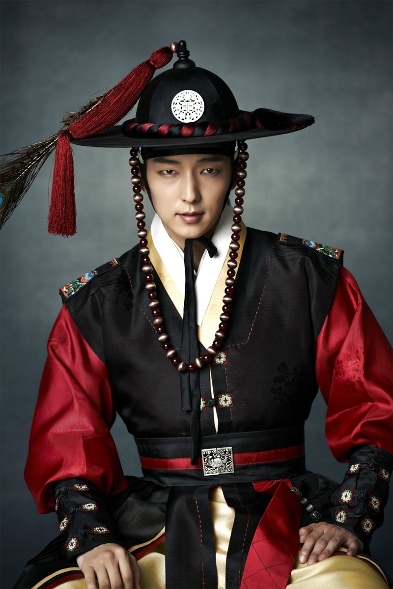 Lee Jun Ki dans Arang and the Magistrate