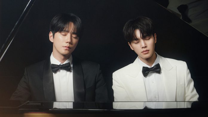 Lee Jun Young et Song Kang dans Four Hands, Two Sonatas